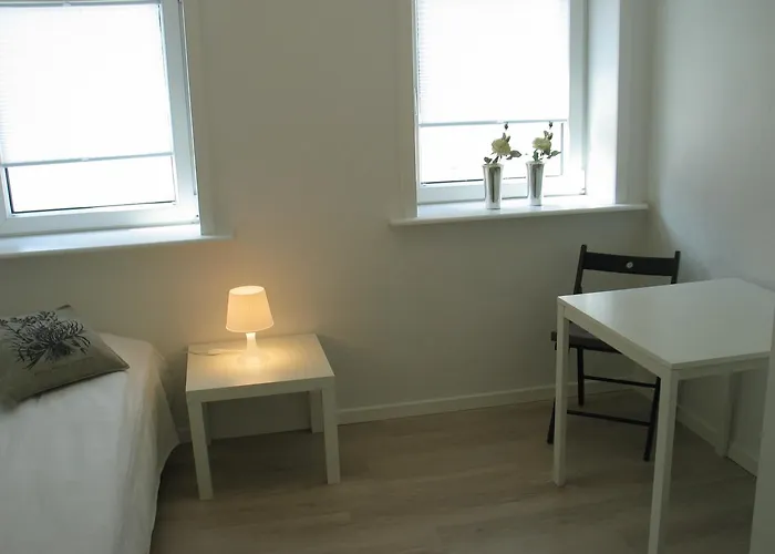 לינה וארוחת בוקר Aps 3*